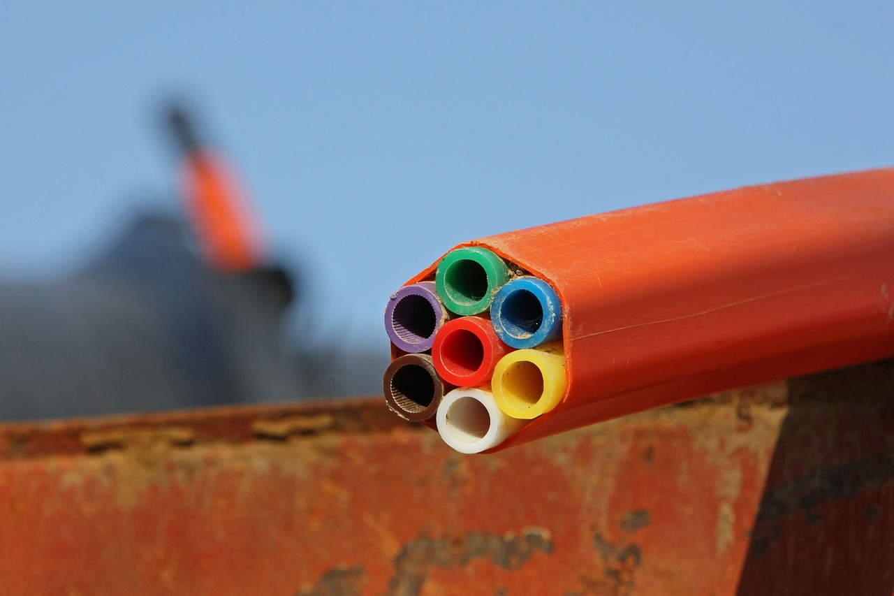 /images/glass-fiber-6153991-1280-2024_06_16-ac847f02f77df6625643d39aee8c4fe60c187280.jpg